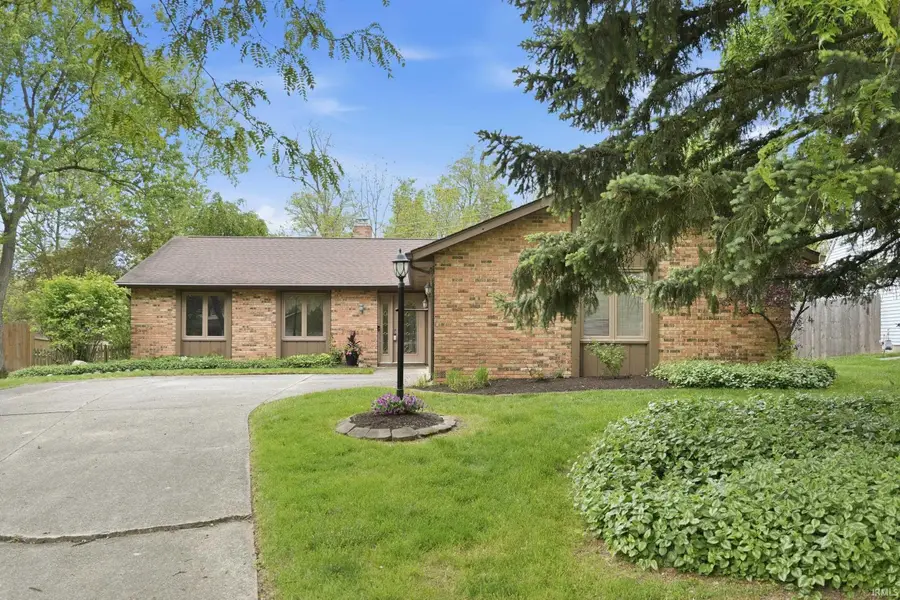 5611 Larchwood Run, Fort Wayne, IN 46825 - #2