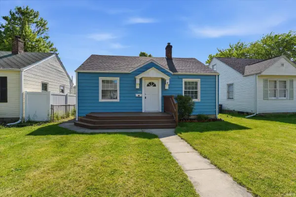 2021 Hollywood Place, South Bend, IN 46616