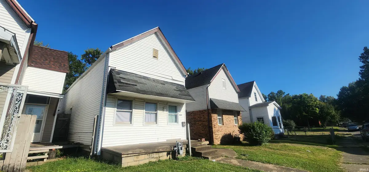 1029 N 4th Avenue, Evansville, IN 47710 - #1
