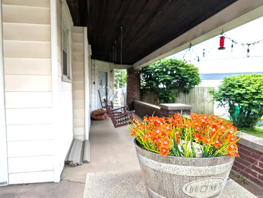 15 E Main Street, Rossville, IN 46065 - #3