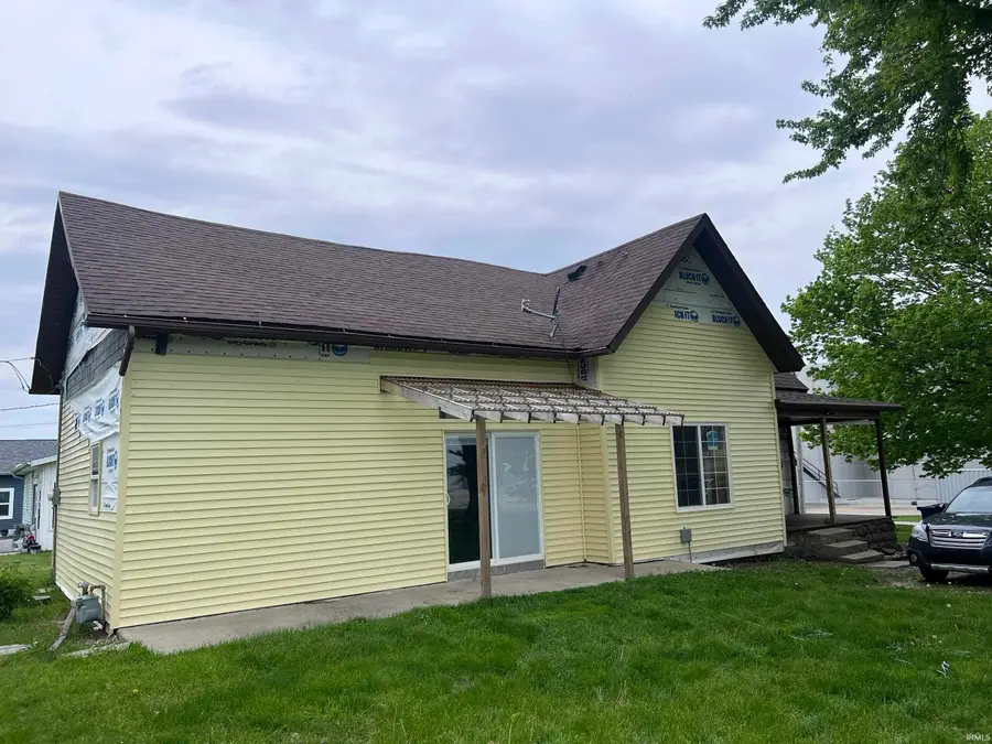 208 W Garfield Street, Ashley, IN 46705 - #2