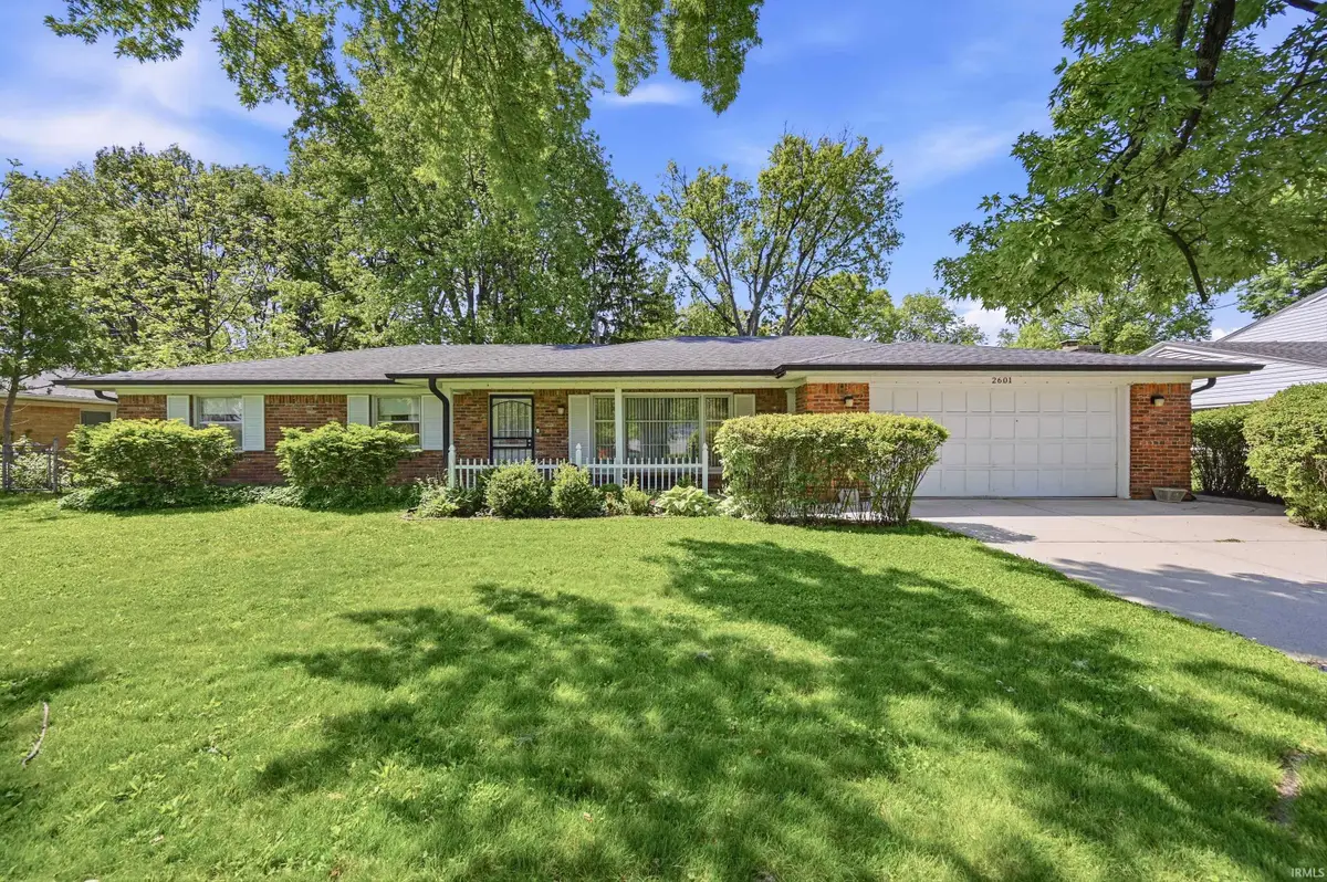 2601 W Lincolnshire Drive, Muncie, IN 47304 - #1