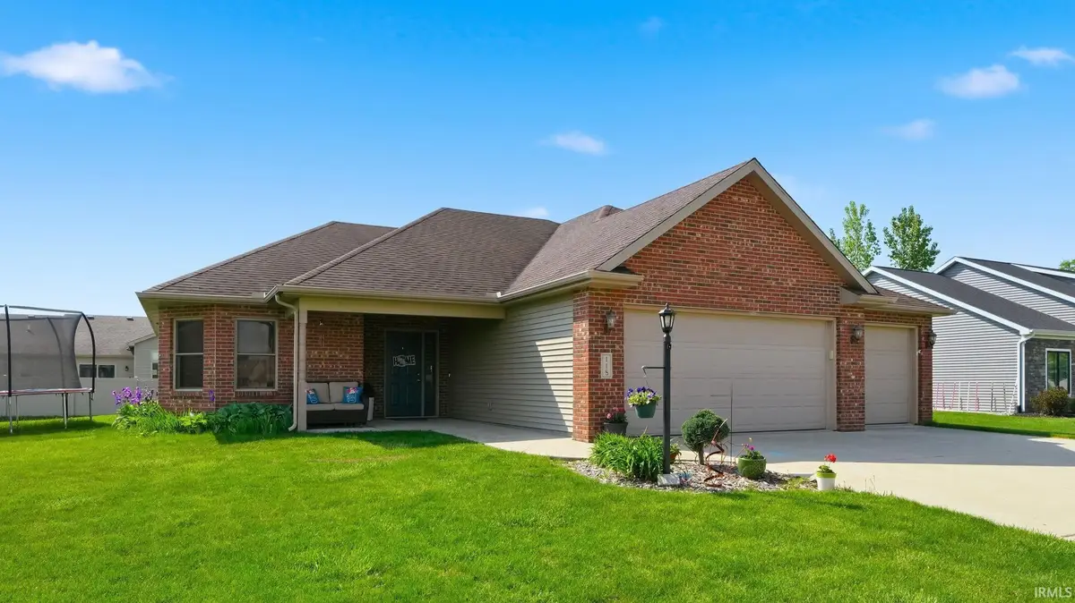 118 N Lexington Drive, Columbia City, IN 46725 - #1