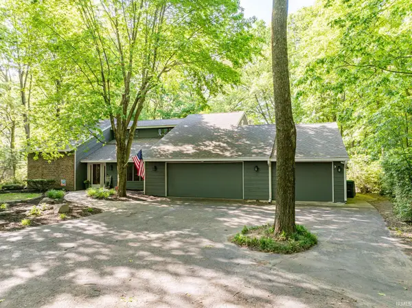 7509 W River Rd, Yorktown, IN 47396