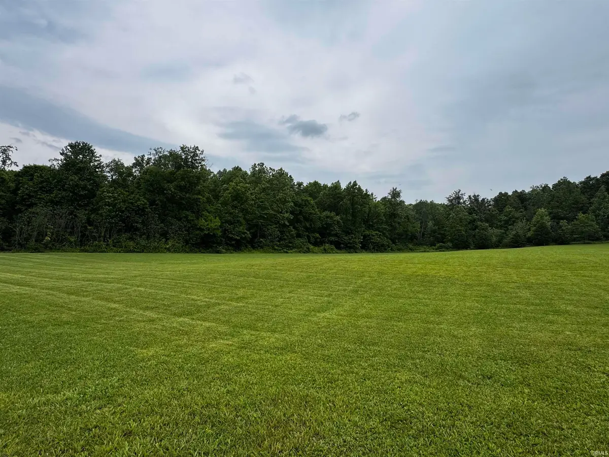 1 E Calvertville Road, Bloomfield, IN 47424 - #1