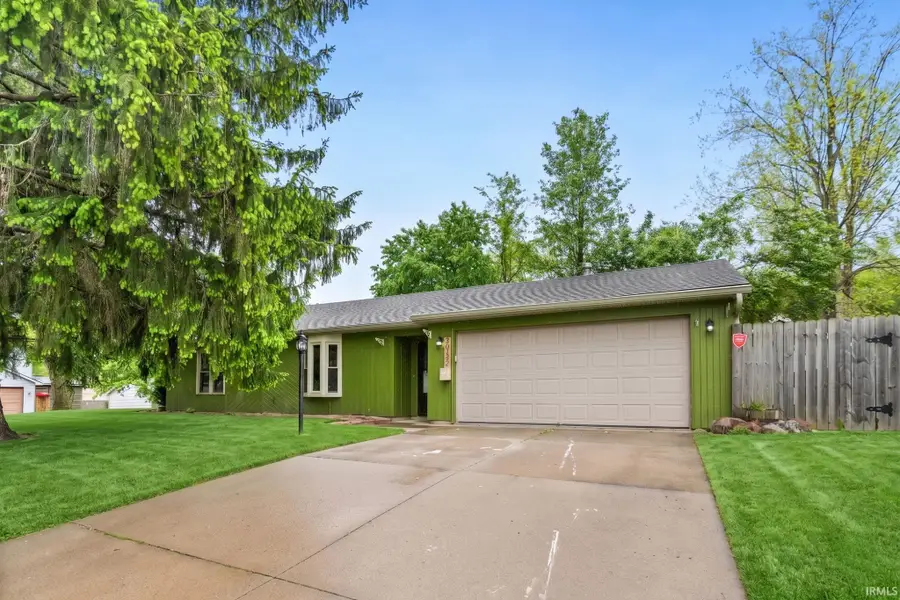 5932 Horseshoe Bend, Fort Wayne, IN 46825 - #3