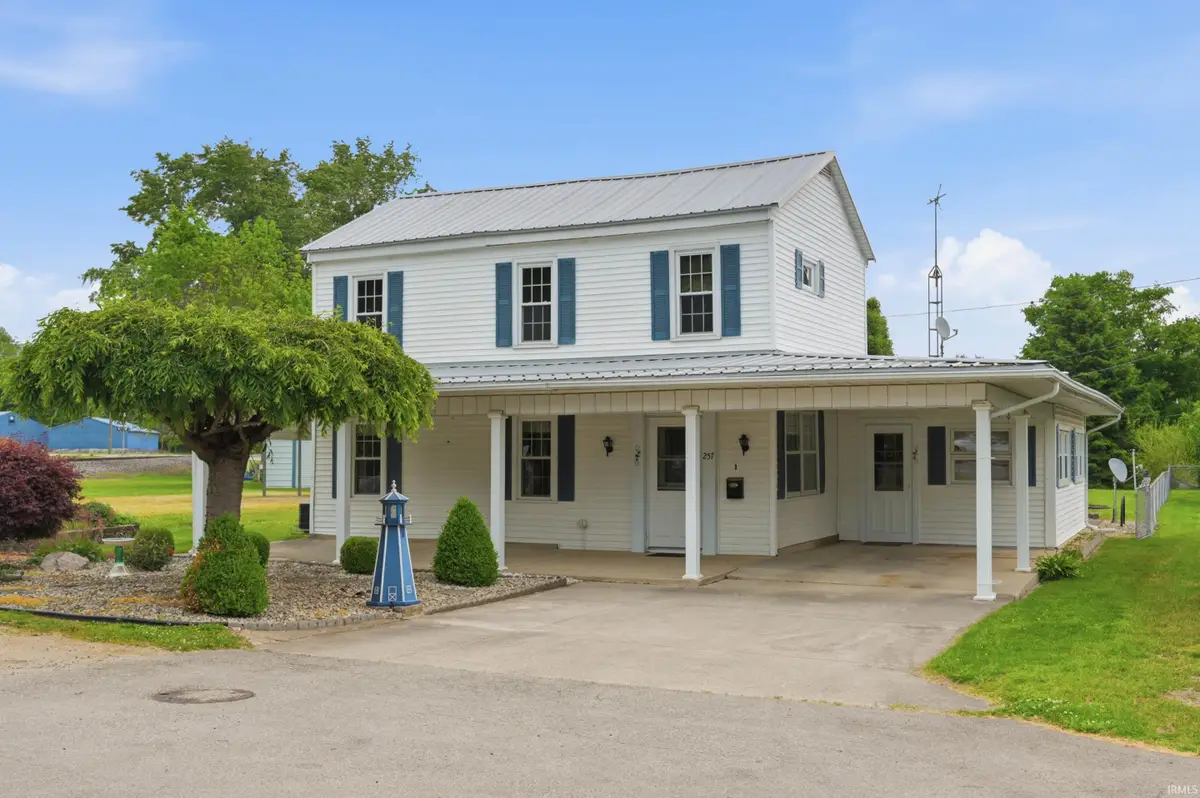 257 N Main Street, Albany, IN 47320 - #1
