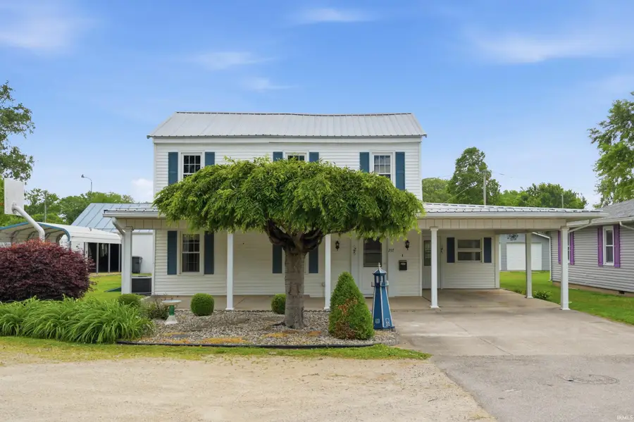 257 N Main Street, Albany, IN 47320 - #2