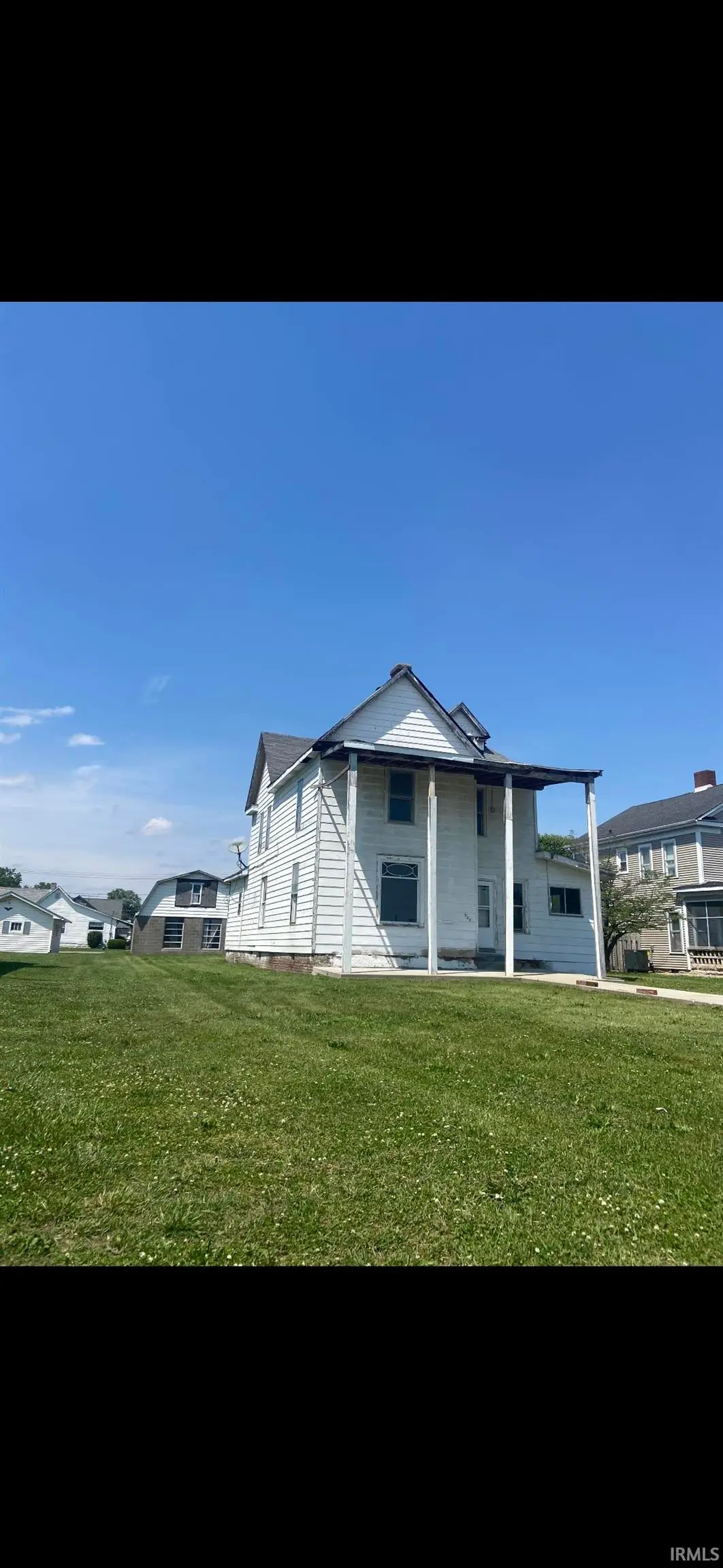 920 NE A St Street, Linton, IN 47441 - #1