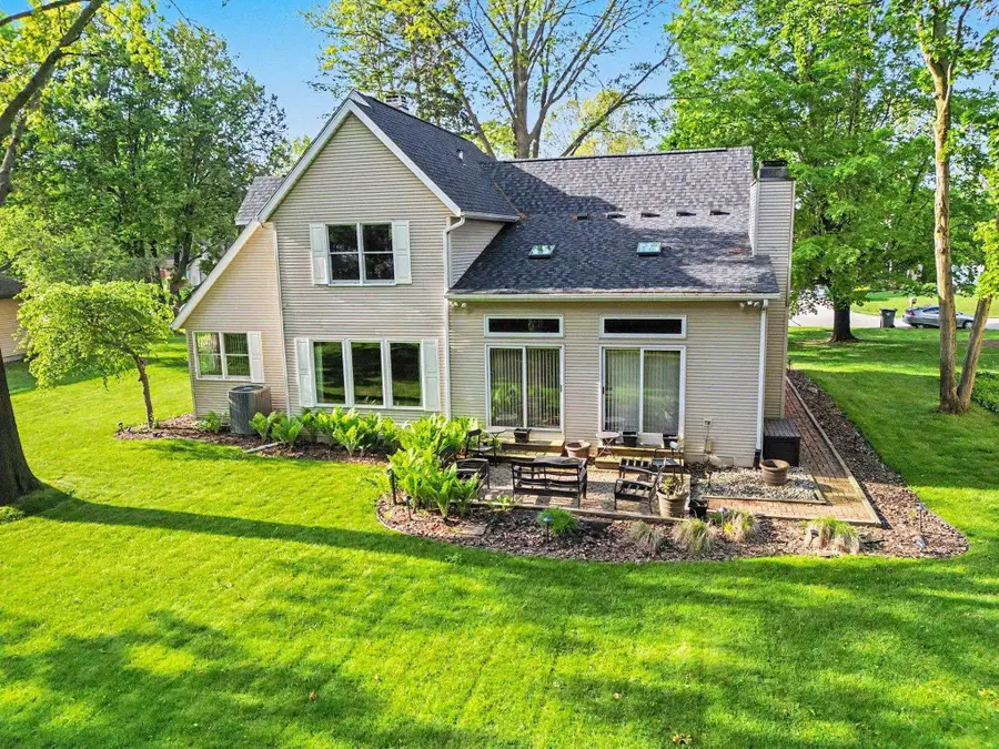 23655 Ridgemont Lane, Elkhart, IN 46516 - #3