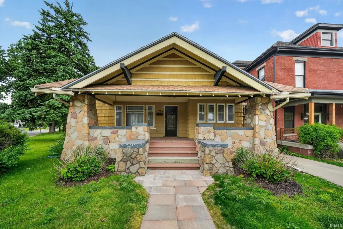 929 W Colfax Avenue, South Bend, IN 46601 - #1
