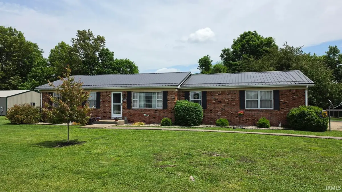 429 S Delaware Street, Shelburn, IN 47879 - #1