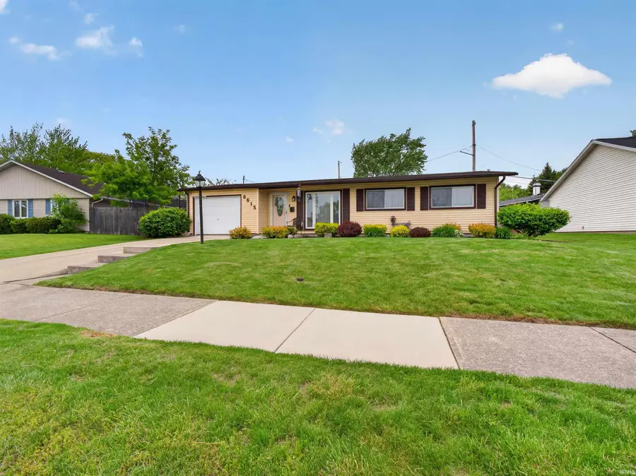 6615 Redbud Drive, Fort Wayne, IN 46825 - #2