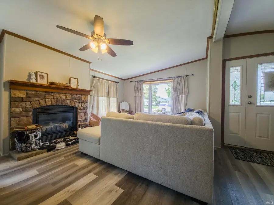 1319 N Mulberry Street, Mount Carmel, IL 62863 - #3