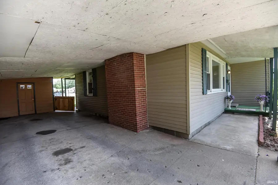 1205 N 13th Street, Vincennes, IN 47591 - #2