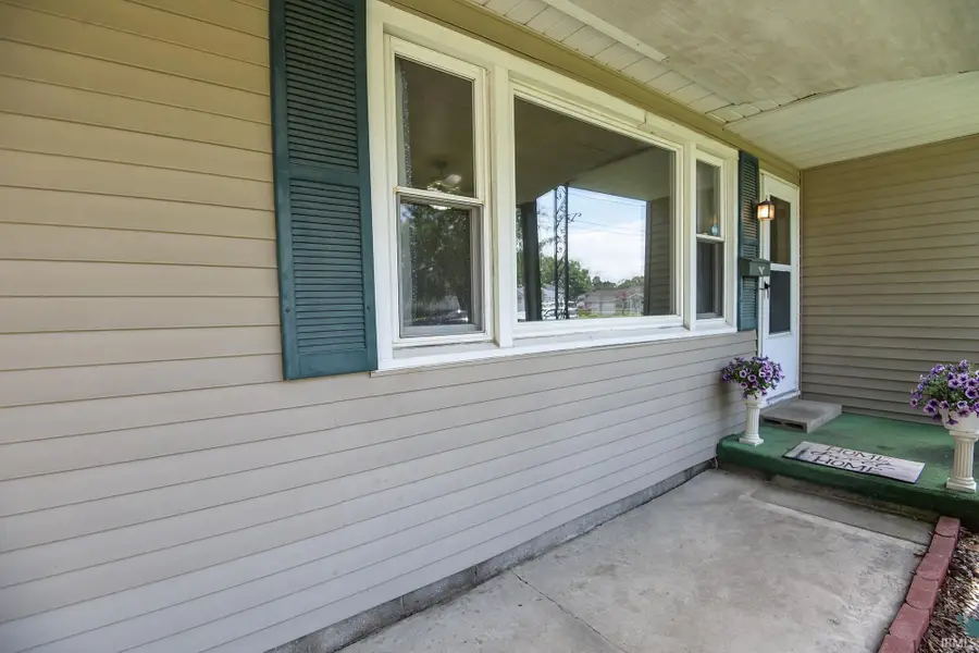 1205 N 13th Street, Vincennes, IN 47591 - #3