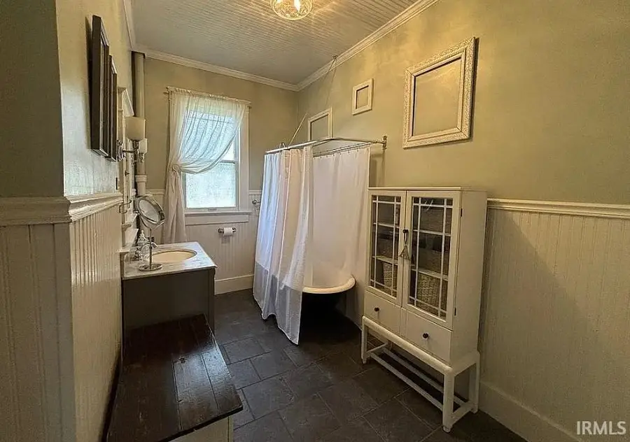 621 Locust Street, Mount Vernon, IN 47620 - #2
