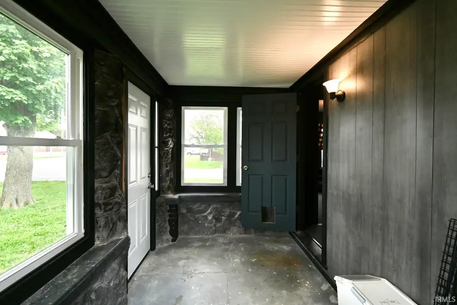 521 E Jackson Street, Mulberry, IN 46058 - #3