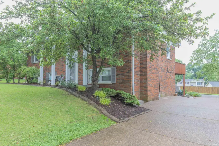 2706 Meadow Lark Lane, Evansville, IN 47720 - #2