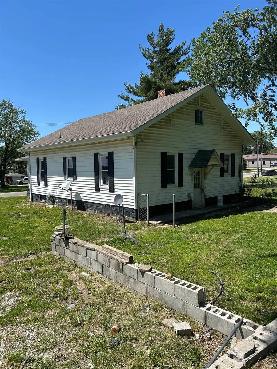 820 S State Rd 57, Washington, IN 47501 - #3