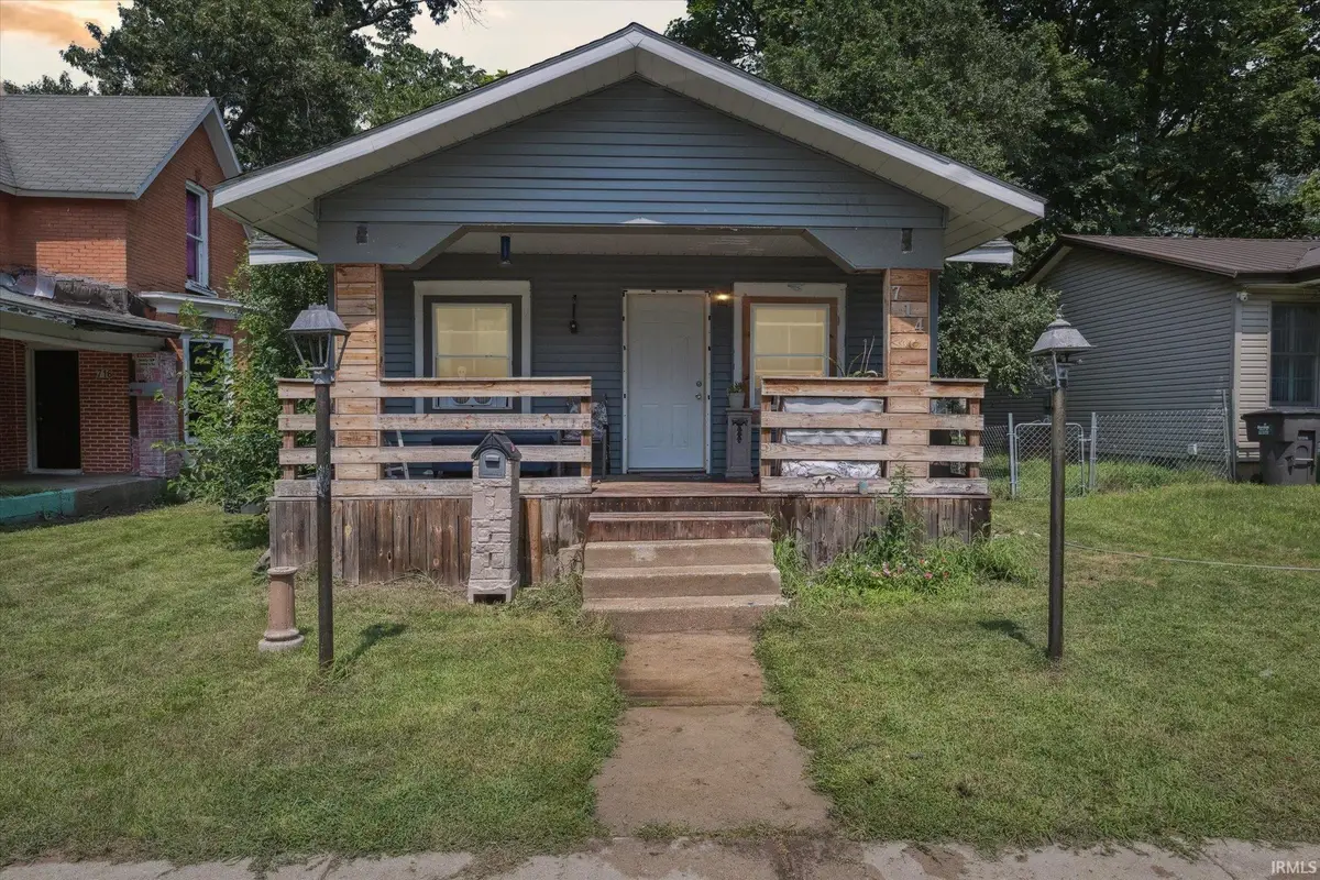 714 W Blaine Avenue, Elkhart, IN 46516 - #1