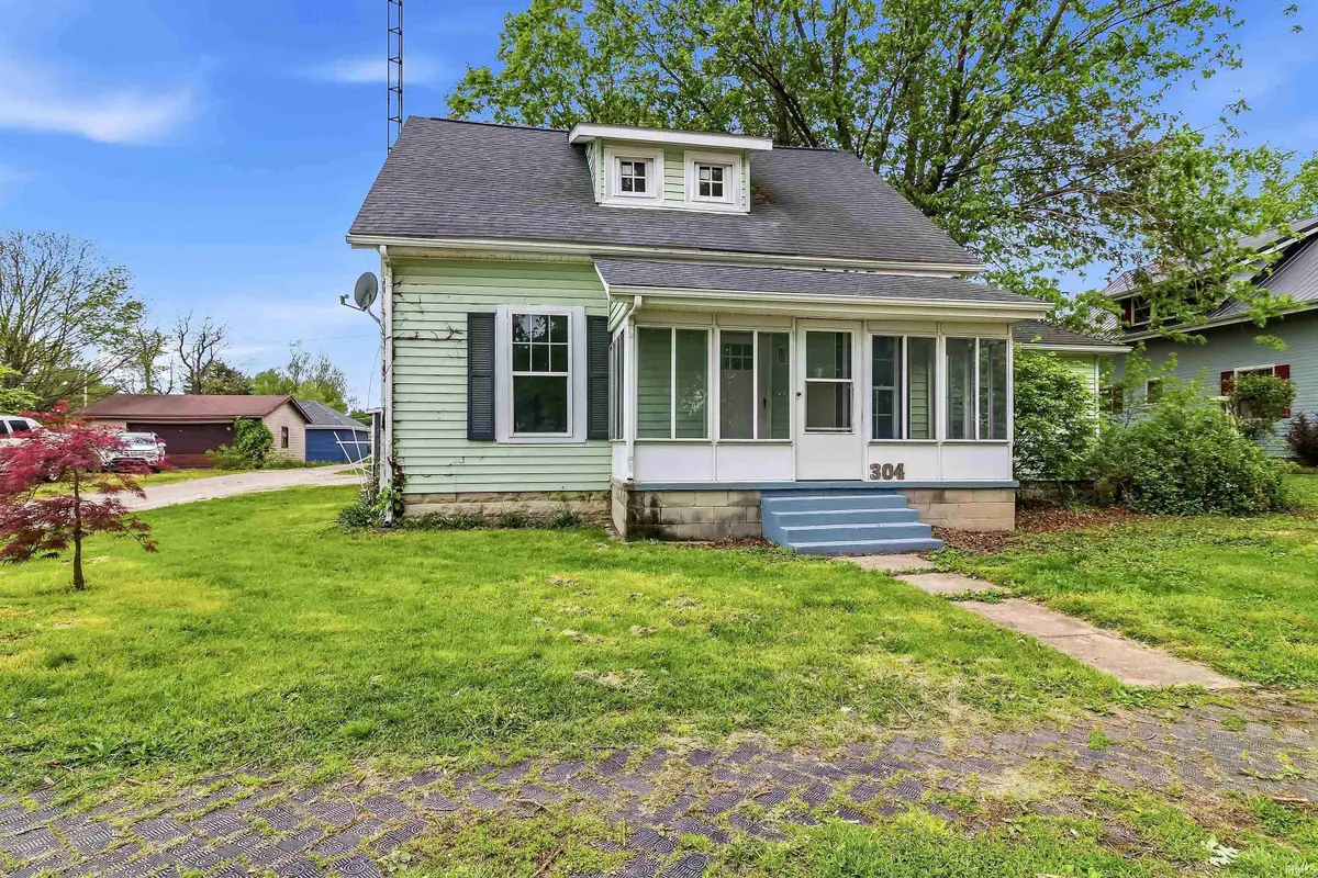 304 S 1st Street, Van Buren, IN 46991 - #1