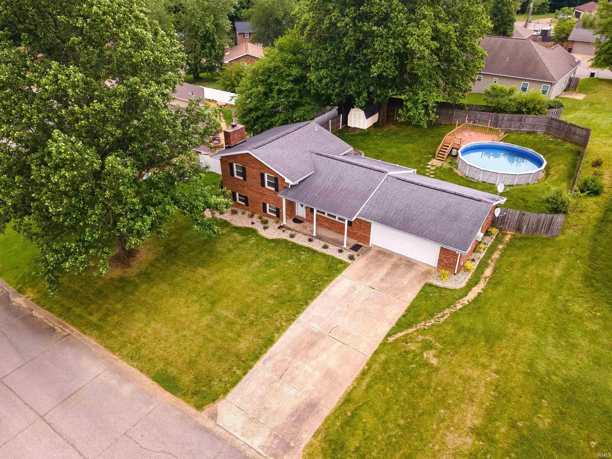 4253 Hilldale Drive, Newburgh, IN 47630 - #1