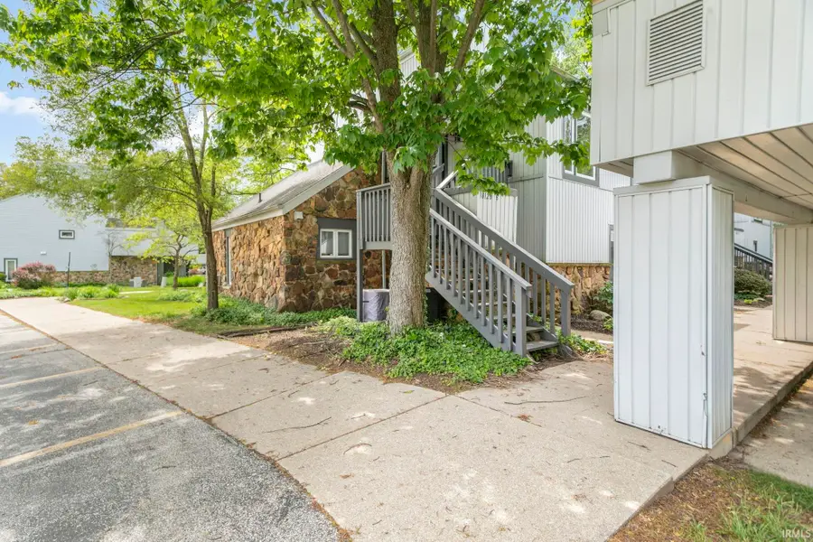 18120 Stoneridge Street #Apt B, South Bend, IN 46637 - #2