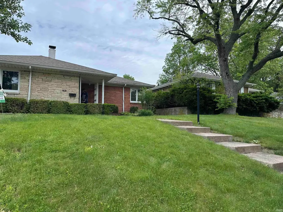 1821 Rockne Drive, South Bend, IN 46617 - #2