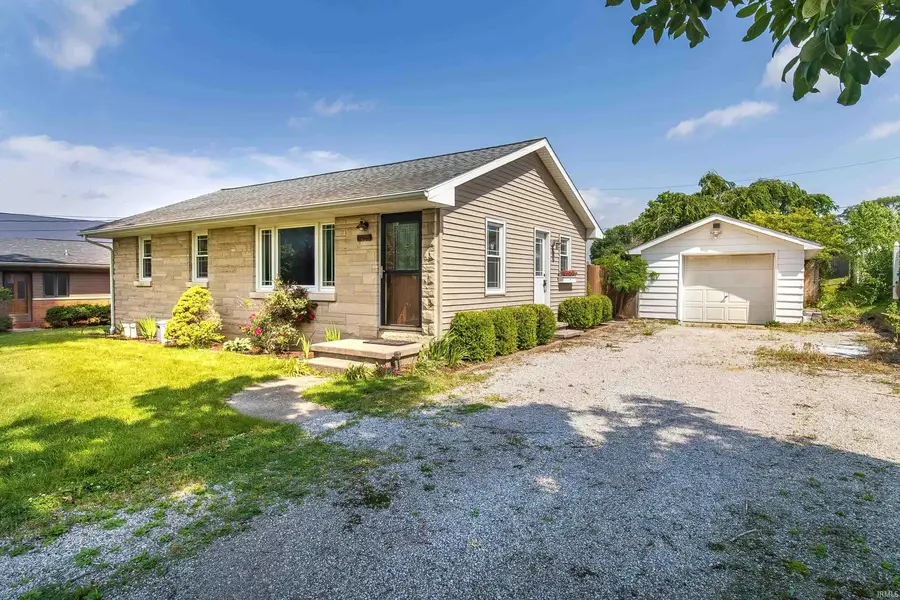 704 E John Street, Fort Branch, IN 47648 - #3