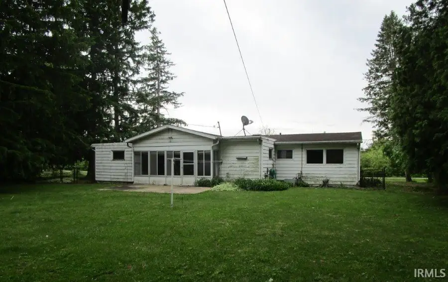 304 E Pickwick Drive, Syracuse, IN 46567 - #3