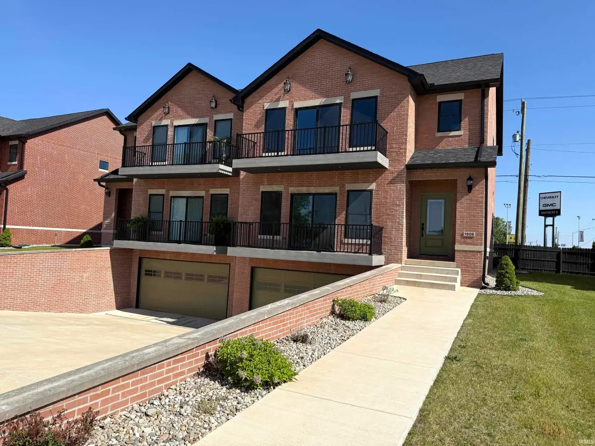 1606 North Shore Drive, Rochester, IN 46975 - #1