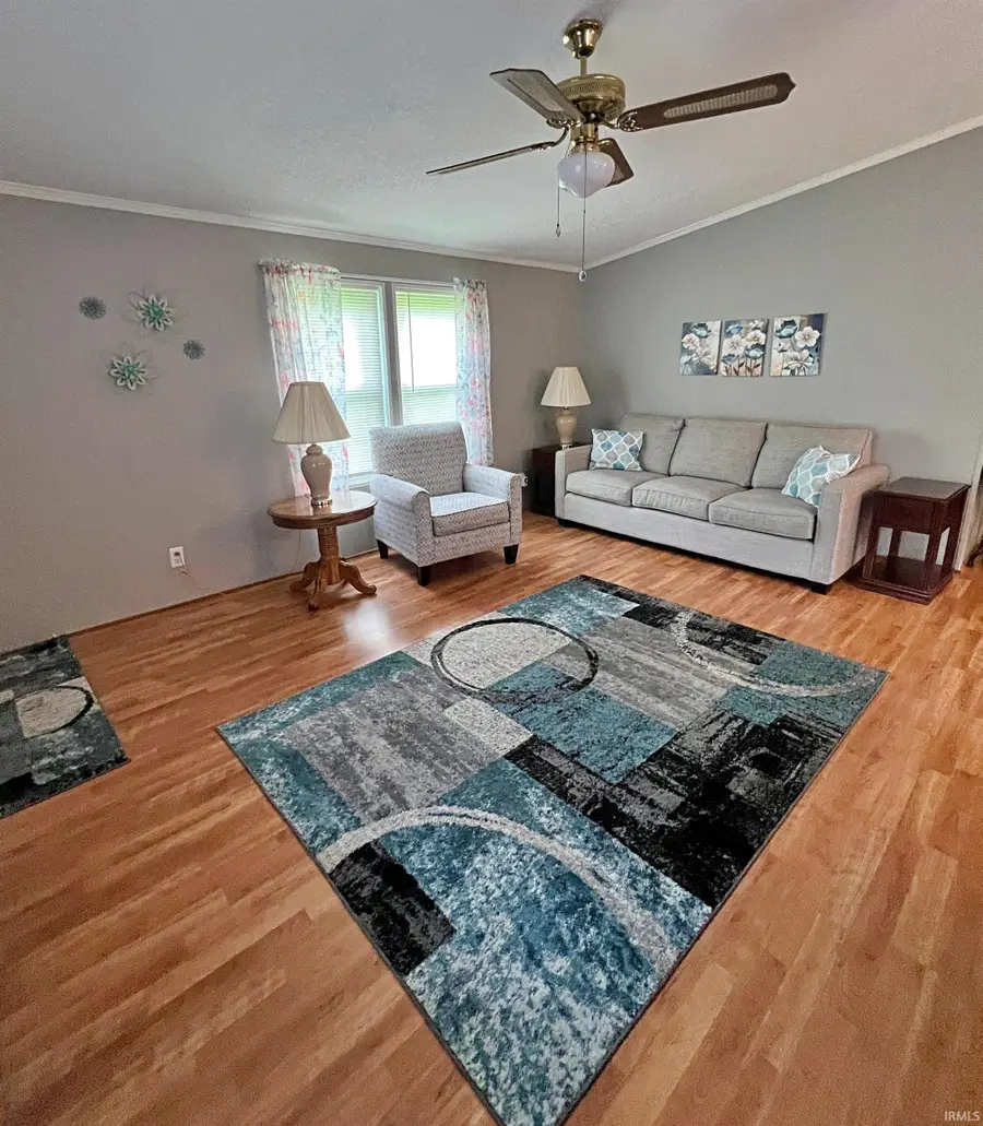 360 H St Nw, Linton, IN 47441 - #3