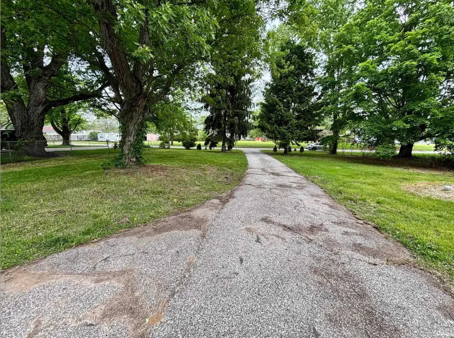 932 E 860 S, Hamlet, IN 46532 - #3
