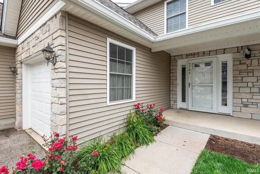 5704 W Vinca Ln, Ellettsville, IN 47429 - #2