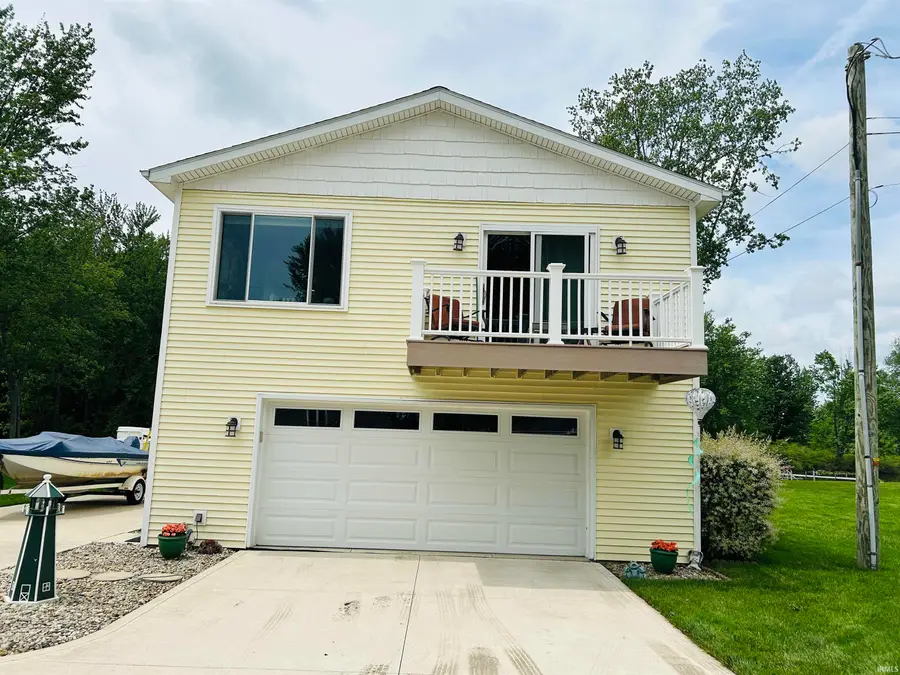 7630 S 140 E, Wolcottville, IN 46795 - #2
