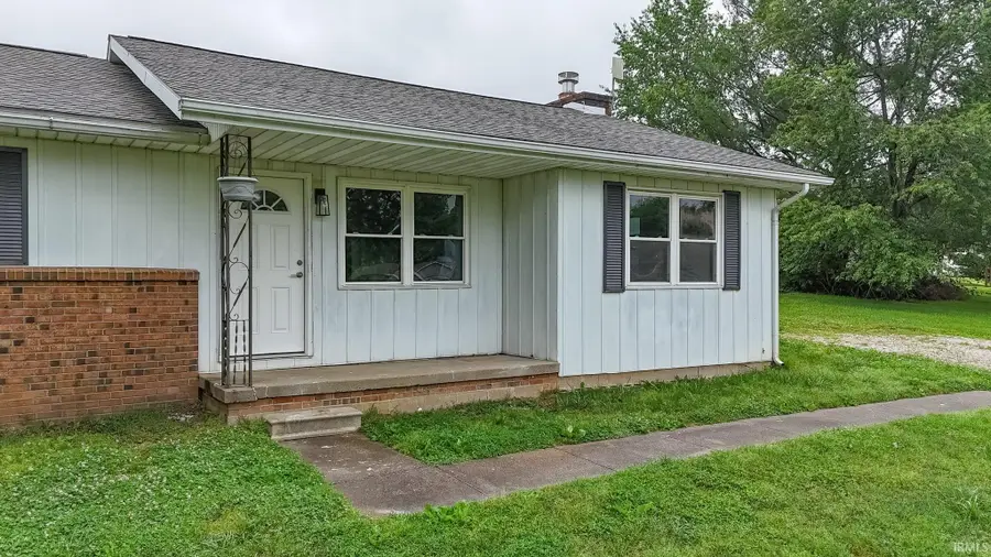 2580 Juanita Avenue, Wadesville, IN 47638 - #2