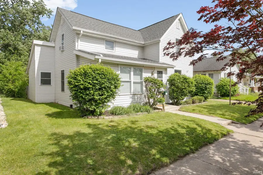 940 S 34th Street, South Bend, IN 46615 - #2