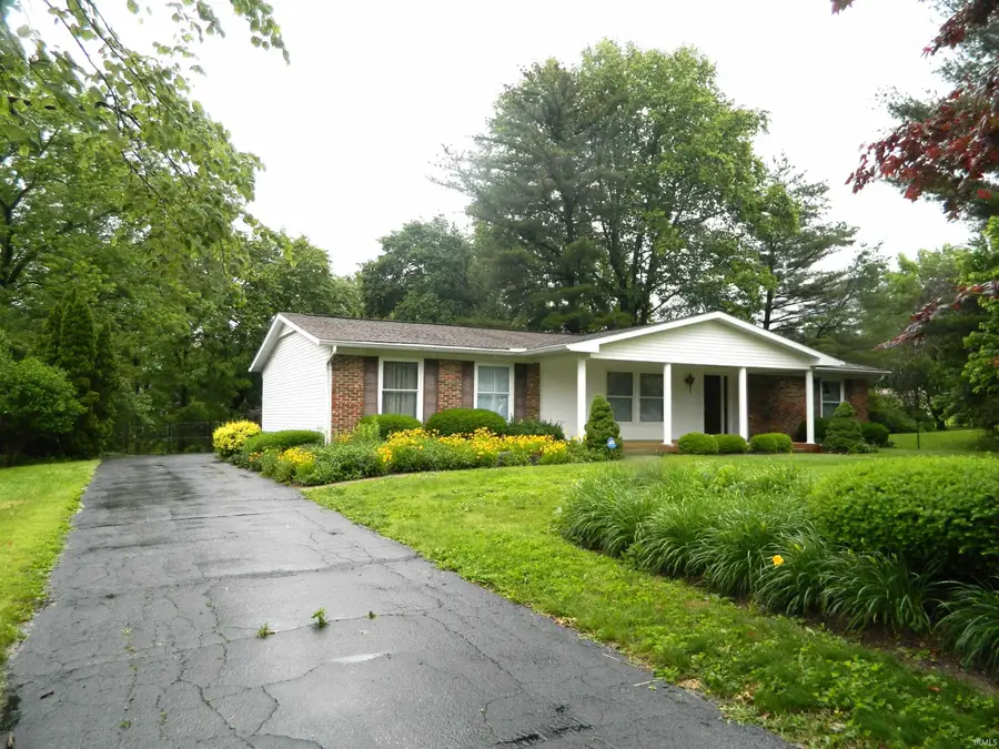 409 E Woodridge Drive, Bloomington, IN 47408 - #2