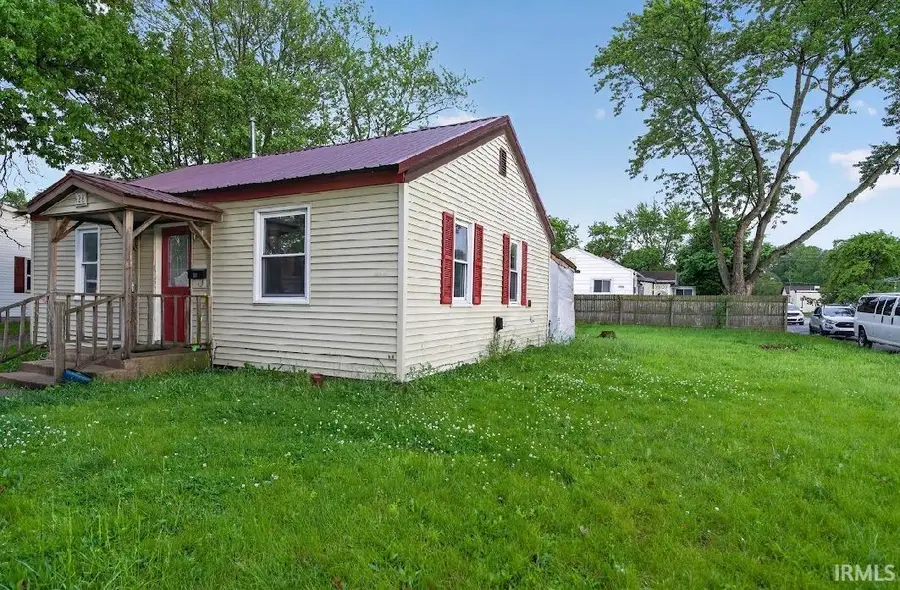 428 W Townley Street, Bluffton, IN 46714 - #3