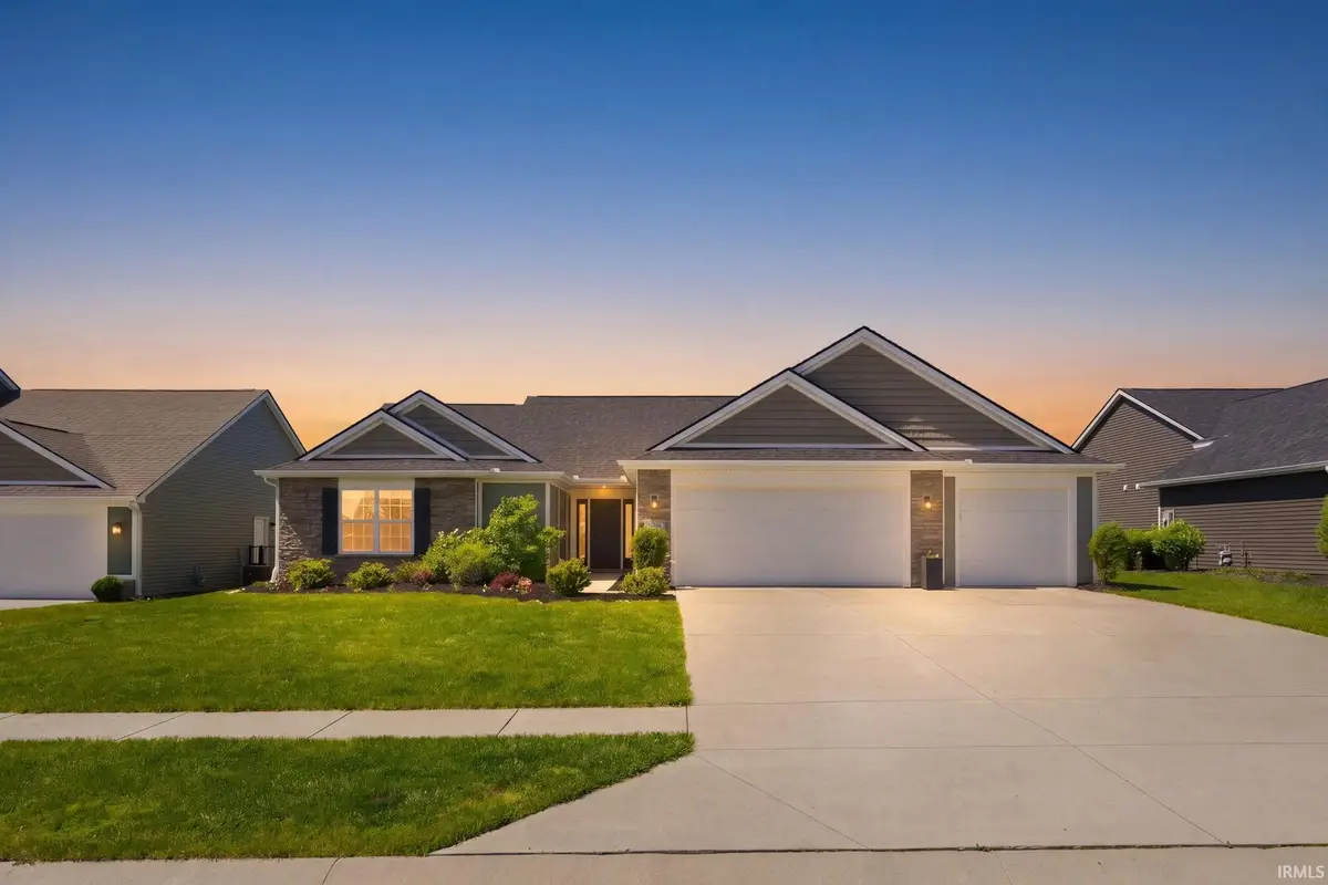 10850 Fenton Cove, Roanoke, IN 46783 - #1