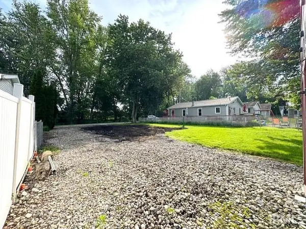 5055 E Summerholme Road, Knox, IN 46534