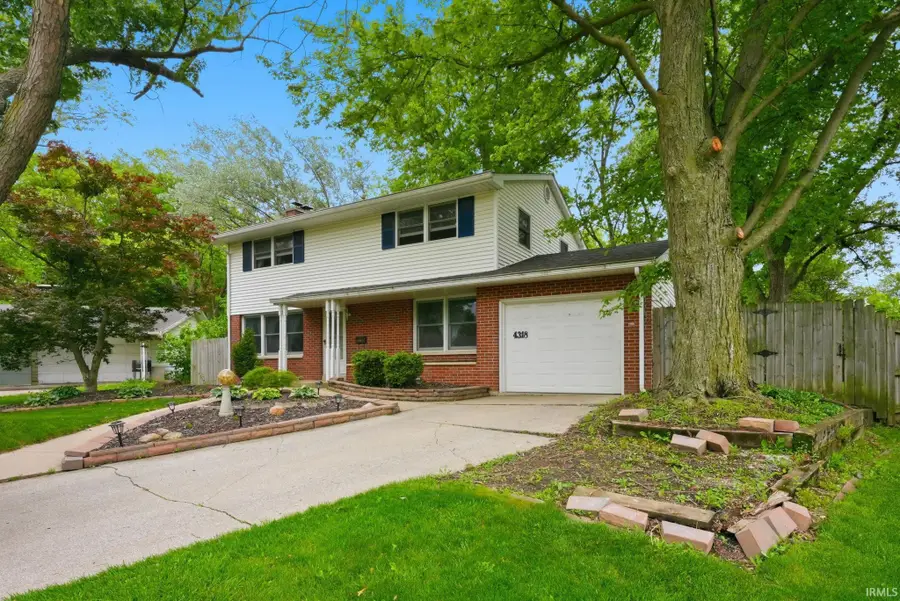 4318 Lynwood Court, Fort Wayne, IN 46815 - #3