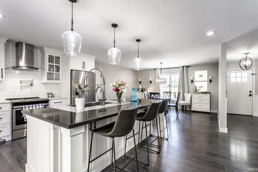 283 N Valley Mission Lane, Bedford, IN 47421 - #2