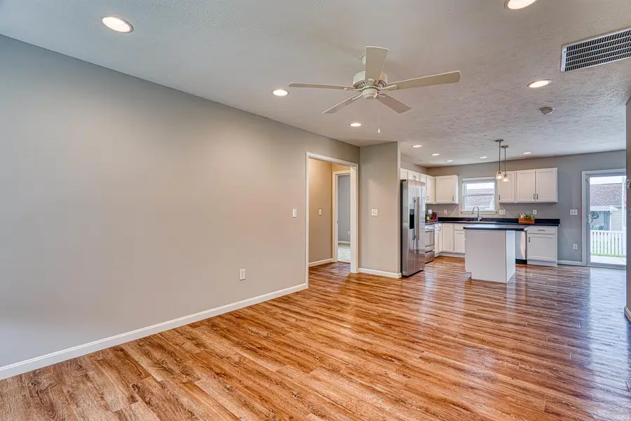 101 Wabash Drive, Chandler, IN 47610 - #3