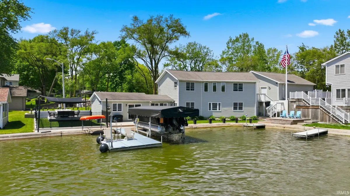 1420 N Shore Drive, Rome City, IN 46784 - #1