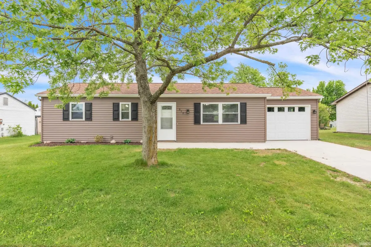 312 Alamosa Drive, Kendallville, IN 46755 - #1