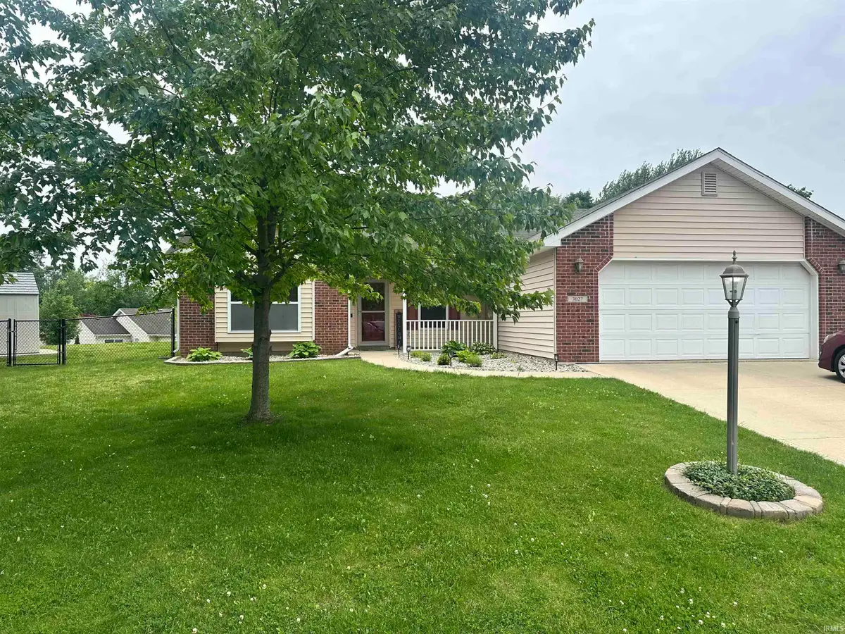 3027 Deerfield Path, Warsaw, IN 46582 - #1