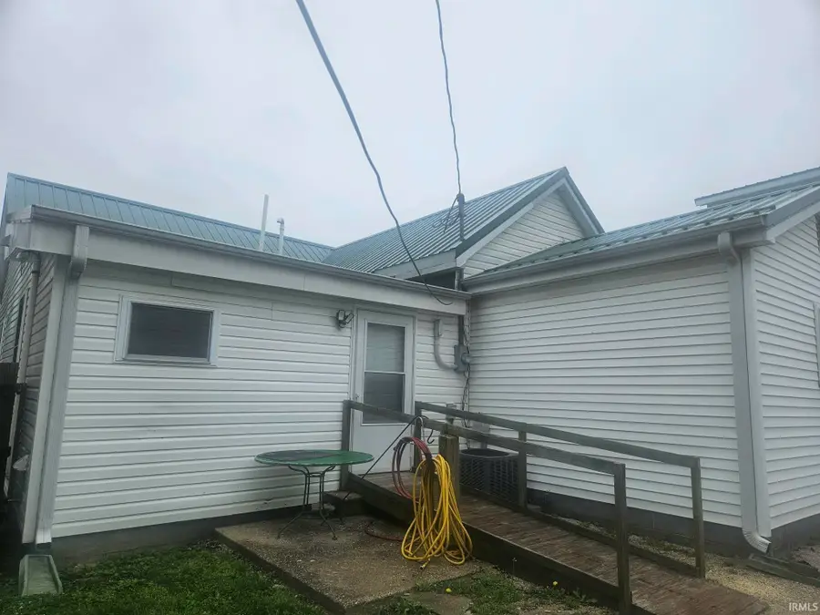 313 SE 7th Street, Washington, IN 47501 - #3