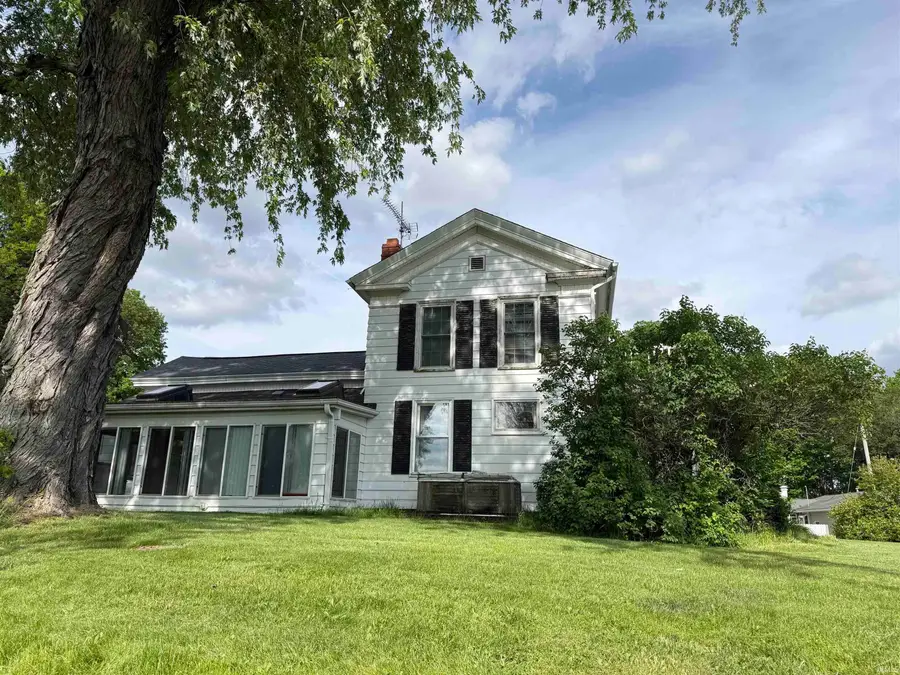 406 W North St, Lagrange, IN 46761 - #2